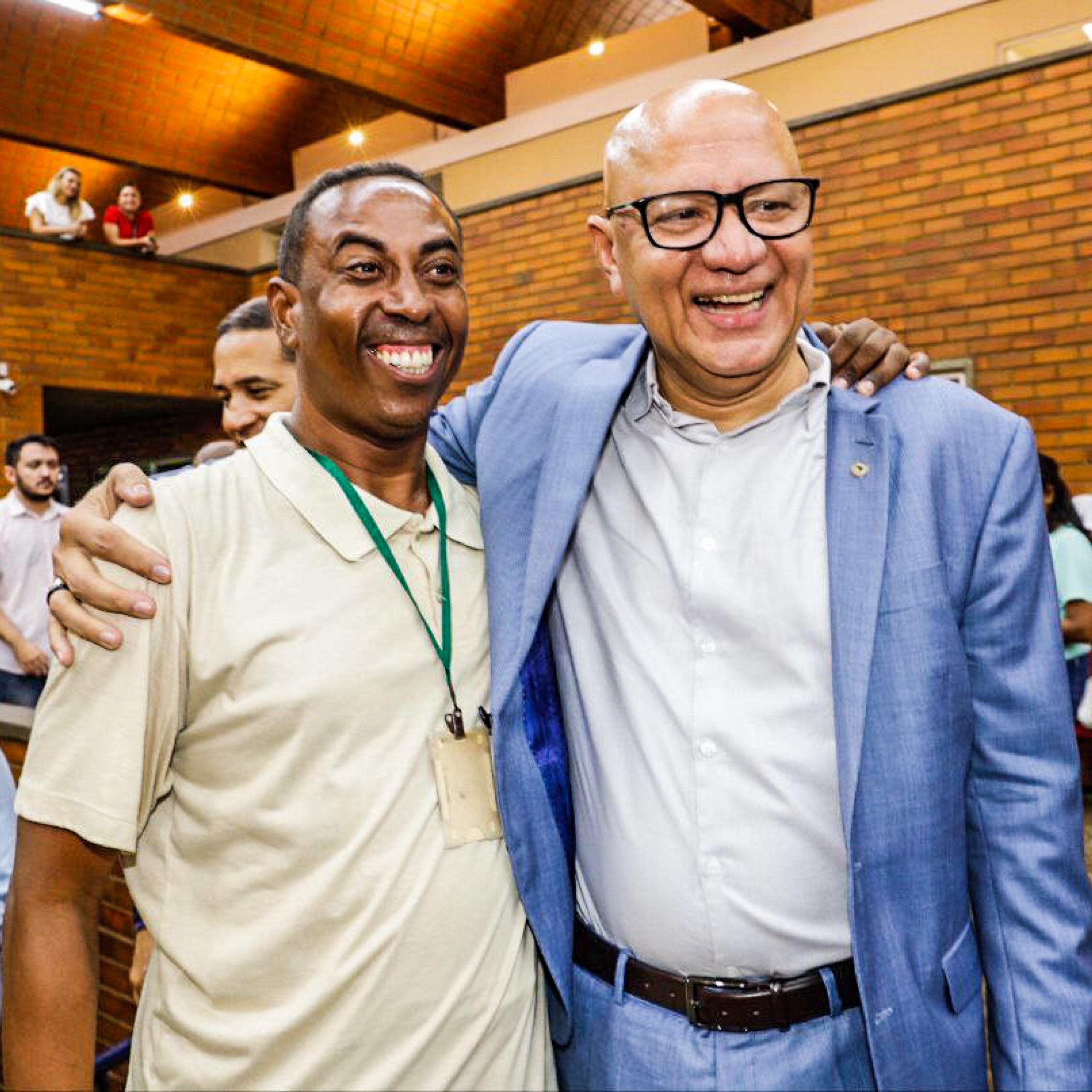 Franzé atua para pessoas com síndrome de down terem acesso gratuito em eventos