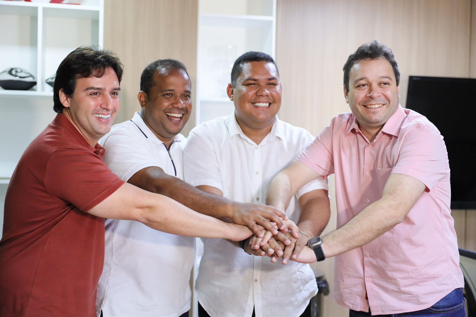 PDT oficializa filiação de Jonh Walace