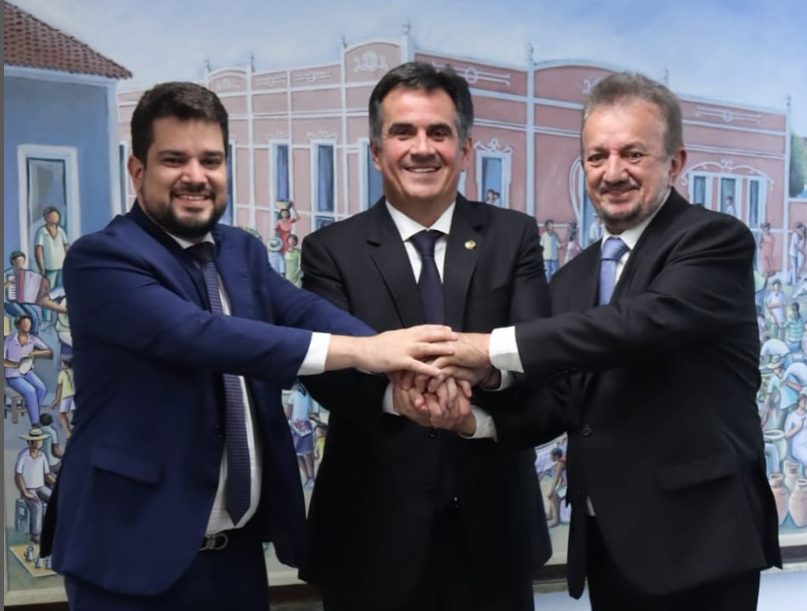 Deputado Dogim acompanha filiação de Joãozinho Felix ao PP em Brasília