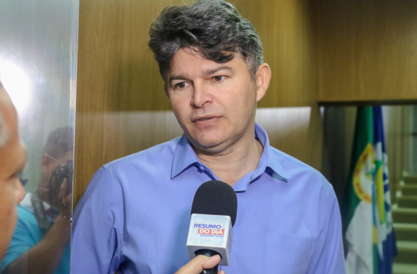  Franze Silva e Dudu Borges homenagearam investigado da Piauí Conectado