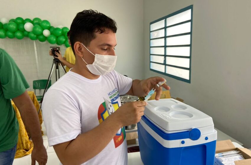  Piauí recebe mais de 400 mil doses de vacinas contra influenza