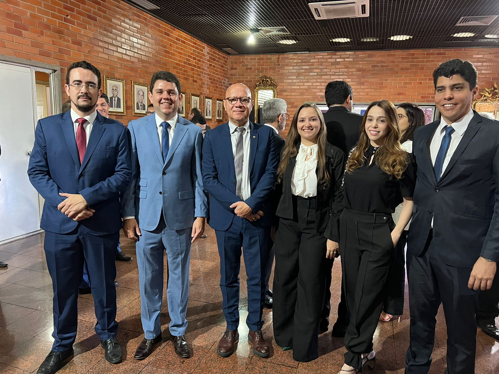 Advogados trabalhistas são homenageados pelos Deputados