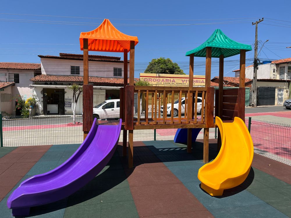 Governo entrega brinquedopraças na zona sul de Teresina nesta quarta (7)