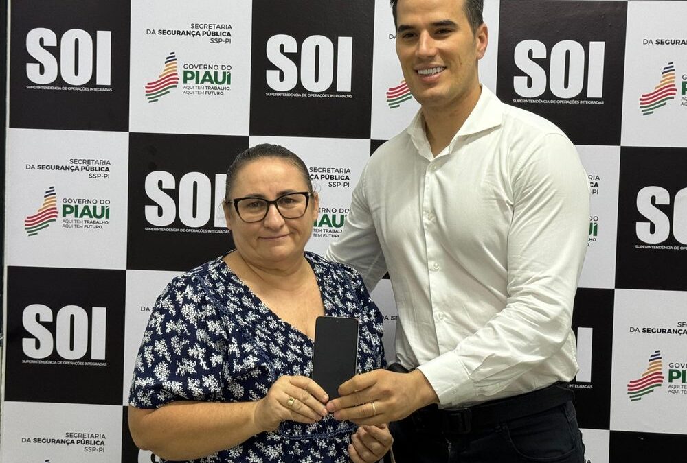 Secretaria de Segurança devolve 200 celulares roubados