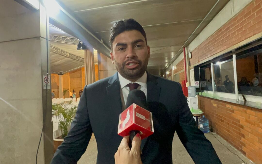 Vereador Draga Alana se reúne com petista para demonstrar apoio a Washington Bandeira