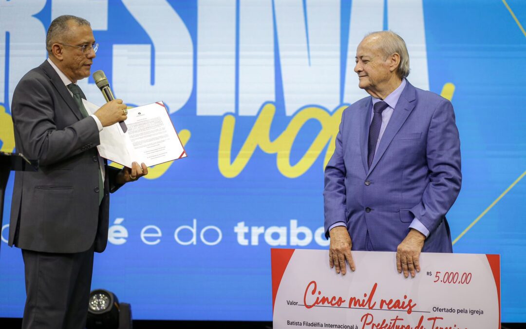   Prefeito Silvio anuncia doação de recursos para moradores em situação de rua