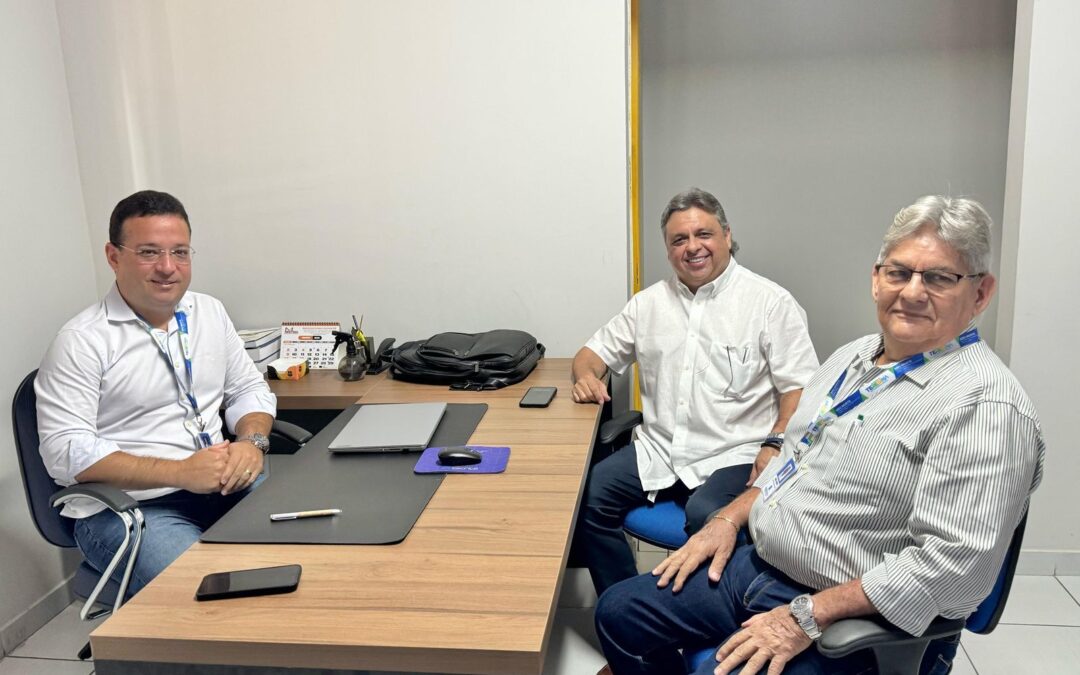 Deputado Júlio discute investimentos em infraestrutura e mobilidade para Teresina