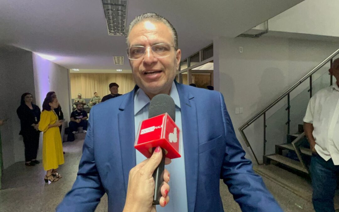 Deputado Gessivaldo cobra solução da Águas do Piauí sobre falta de abastecimento