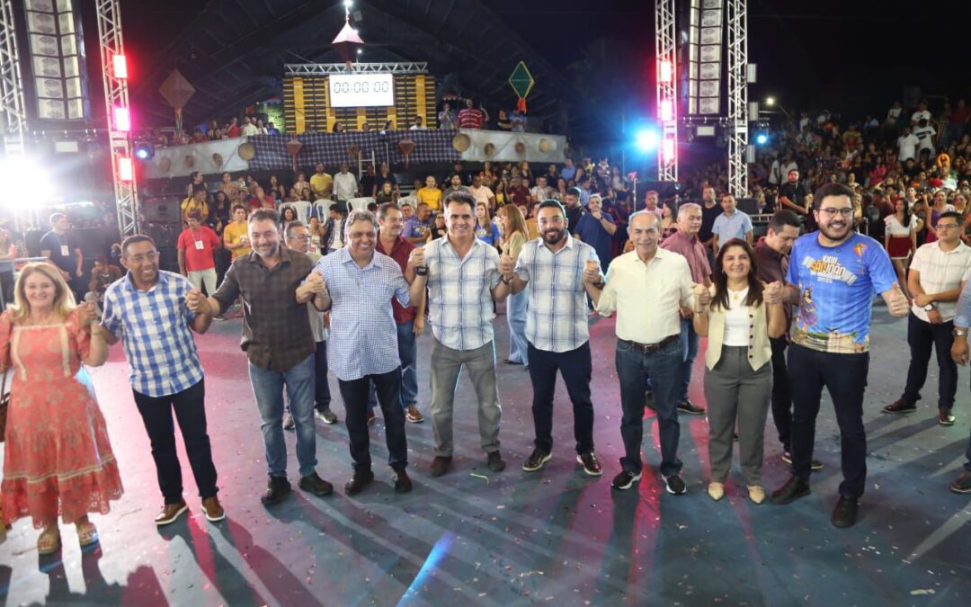 Senador Ciro celebra o São João da Parnaíba