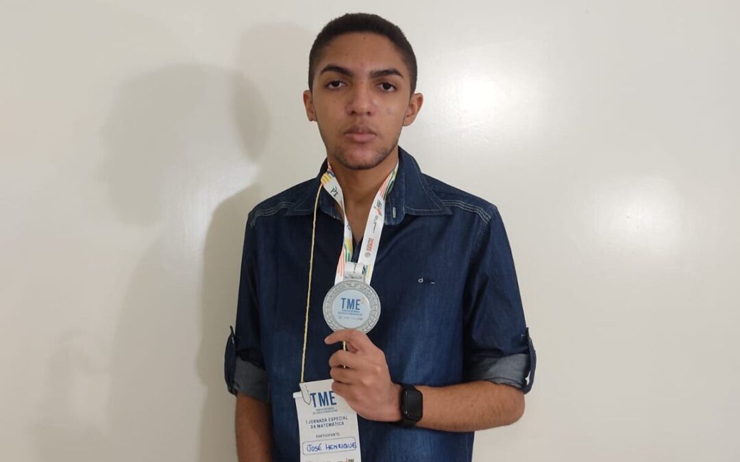José Henrique é selecionado para Olimpíada Internacional de IA na China