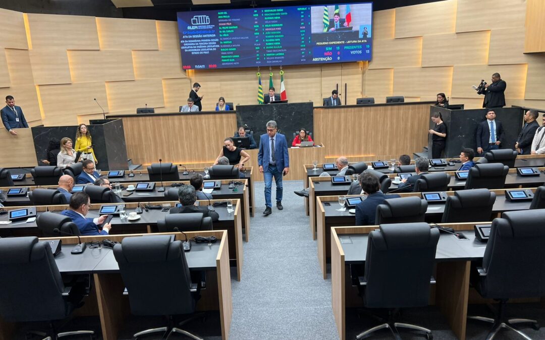 Deputados aprovam criação de mais duas Secretarias