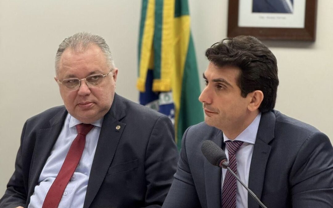 Presidente explica crise financeira do Governo