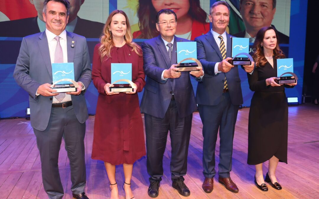 Senador Ciro é destaque no Prêmio Congresso em Foco 2025