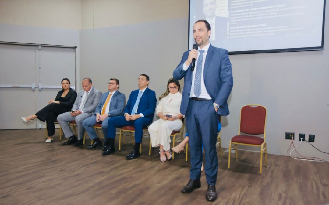 Mário Basílio apresenta propostas em encontro com candidatos a desembargador