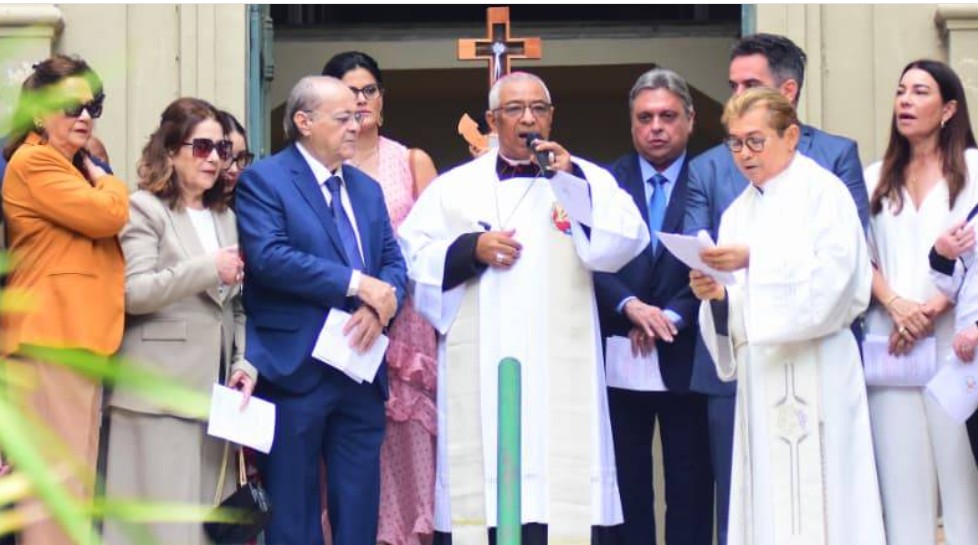 Comemorações alusivas aos 173 anos de Teresina iniciam com hasteamento das Bandeiras e Missa