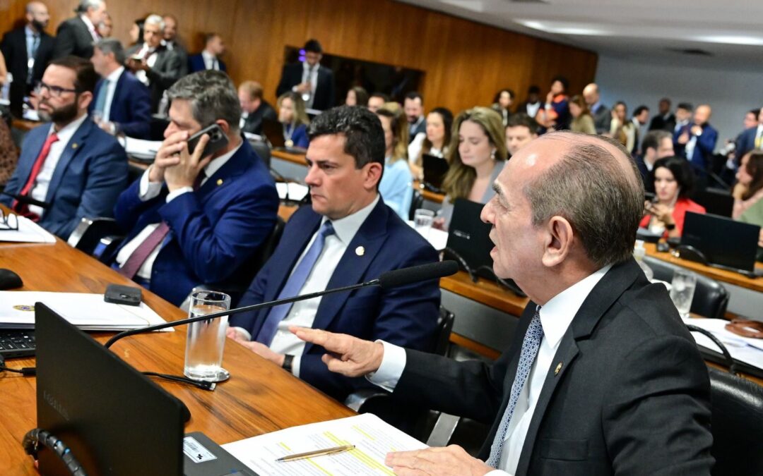 Código eleitoral é aprovado com relatoria de Marcelo Castro