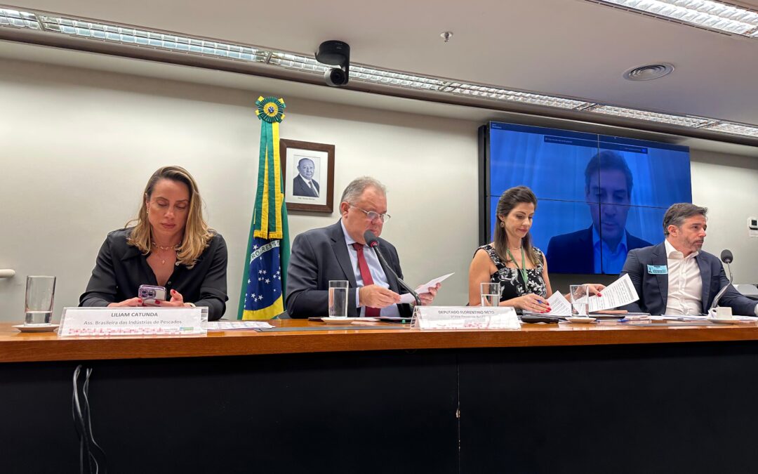 Florentino Neto preside audiência pública sobre tarifaço dos EUA