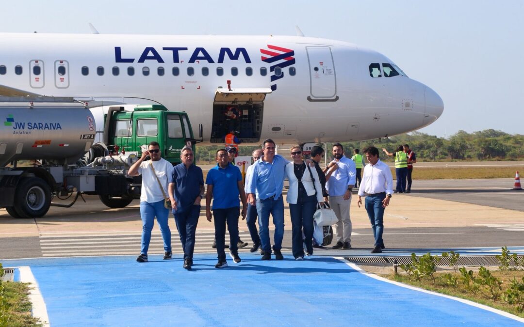 Senador Ciro participa de voo inaugural da Latam em Parnaíba