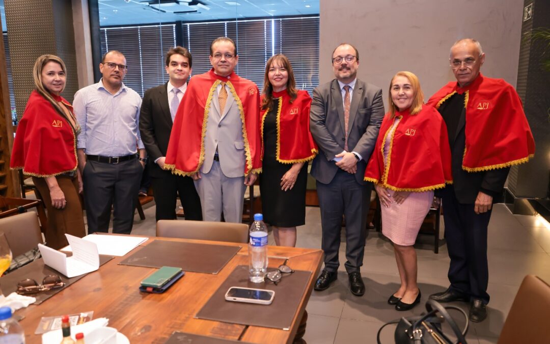 APJ comemora o Dia da Imprensa e homenageia Álvaro Mota