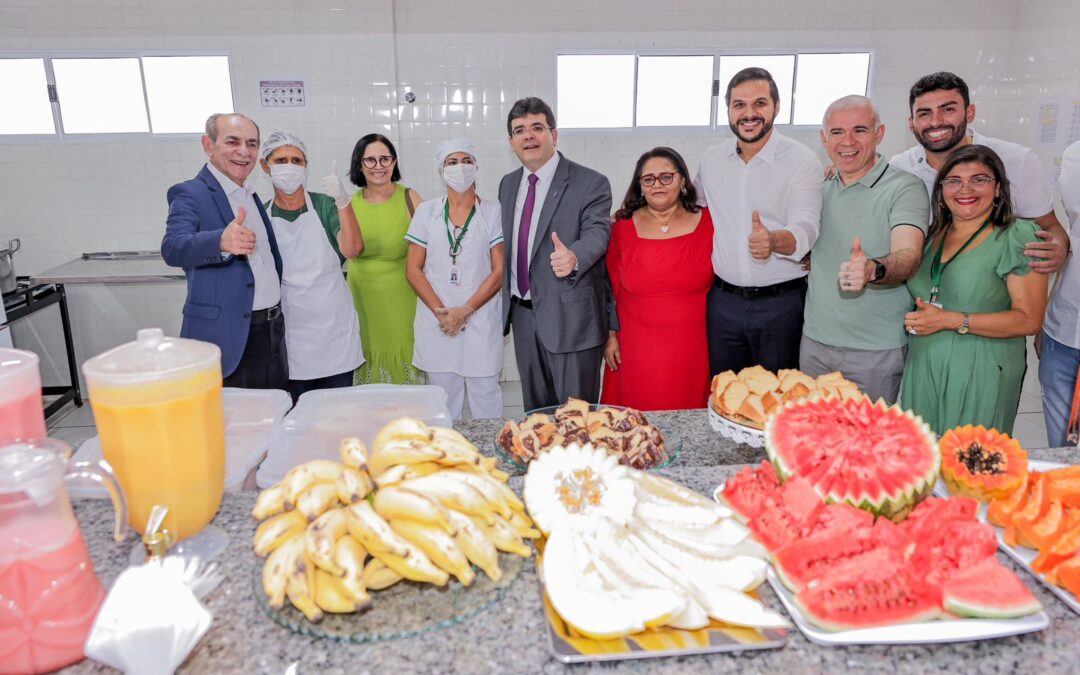 Governador Rafael leva Washington Bandeira para Feira da Agricultura Familiar na UFPI