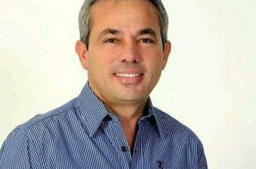 Prefeito de Barras compra combustível com recursos da educação