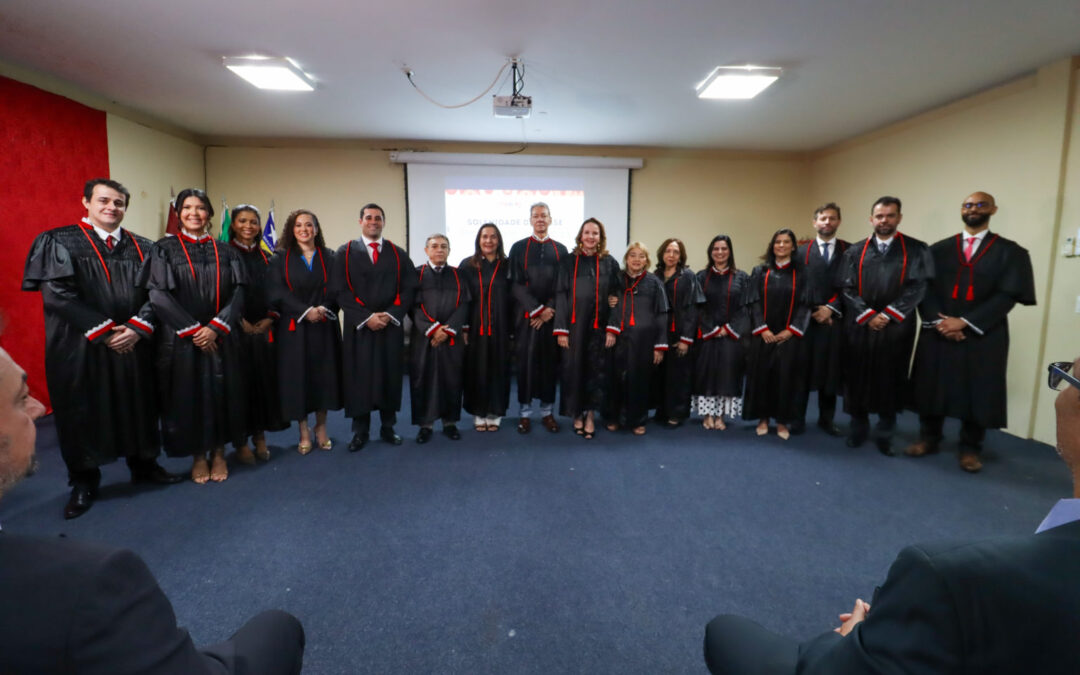 Nove promotores de Justiça são empossados em Parnaíba