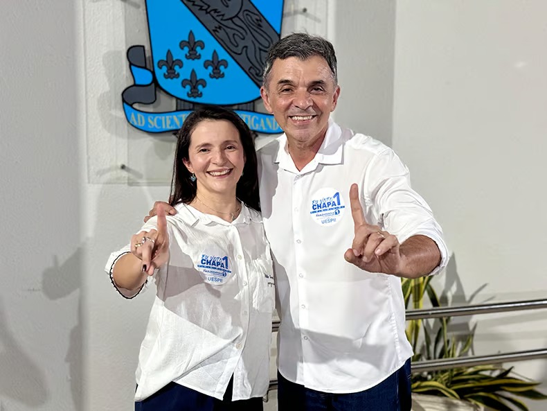 Paulo e Fábia assumem a reitoria da UESPI