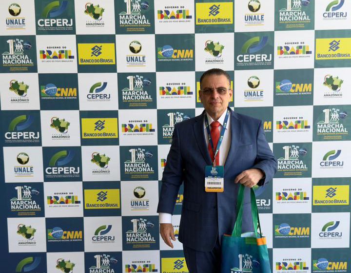 Gessivaldo Isaías participa da 1ª Marcha dos deputados em Brasília