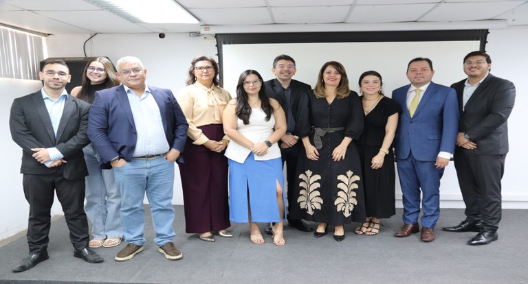 TRE debate inclusão das mulheres na política