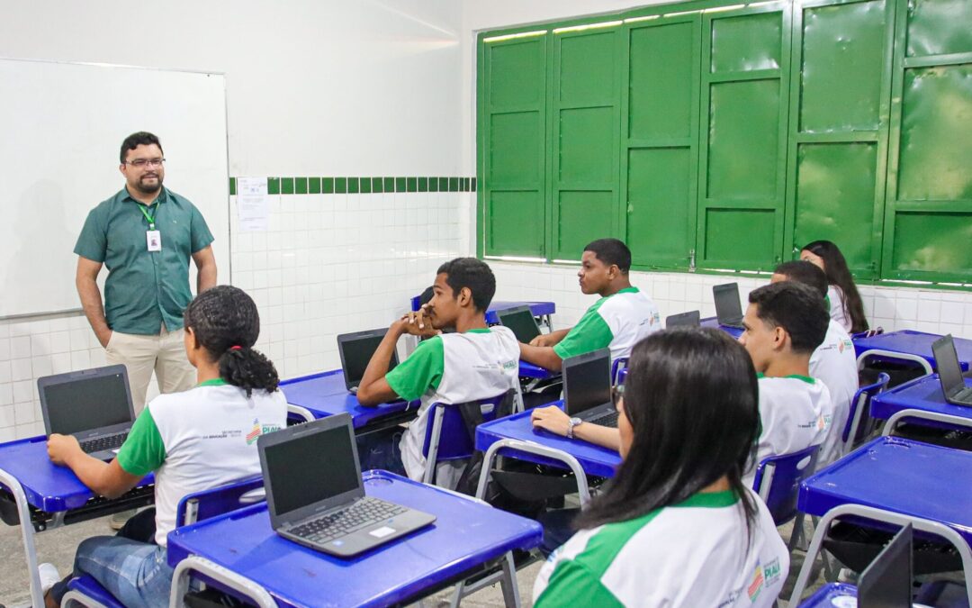 Inscrições para professores encerram nesta quarta (28)