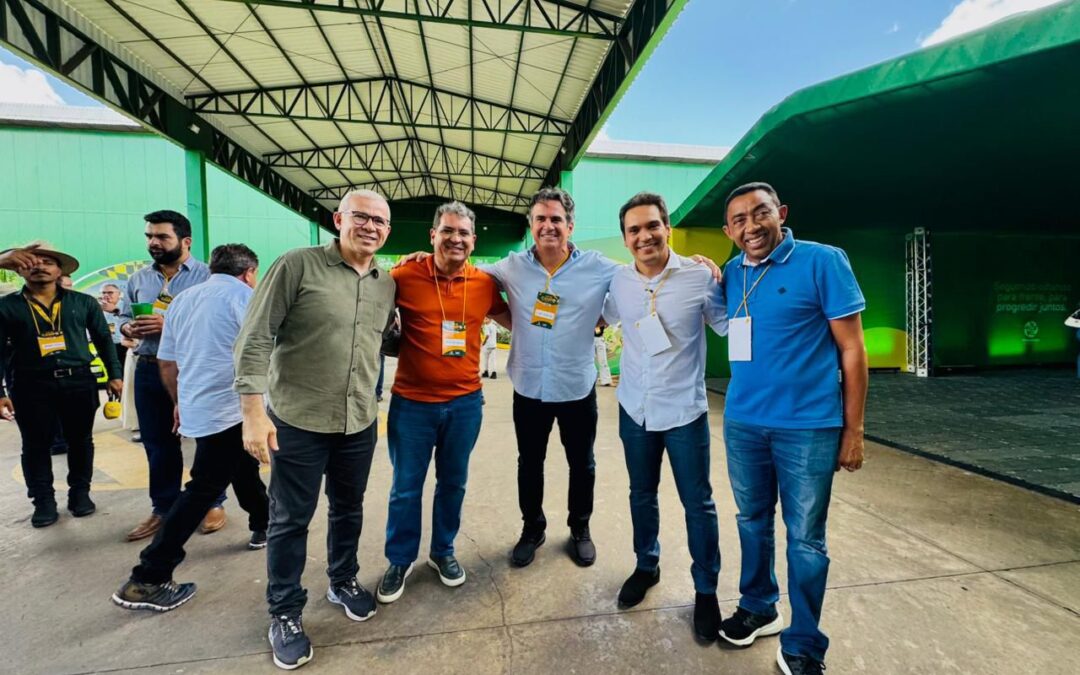 Senador Ciro acompanha obras e destaca trabalho do Agro