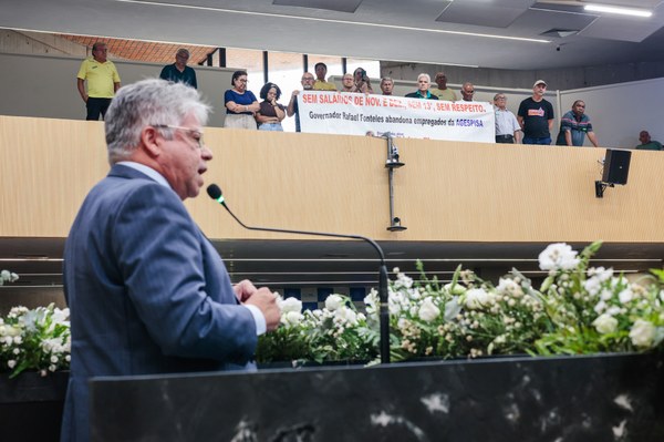 Deputado Gustavo cobra pagamento de ex-servidores da Agespisa