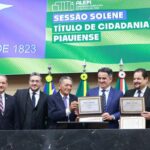 Gil Paraibano e Cristiano de Medeiros recebem Título de Cidadania Piauiense