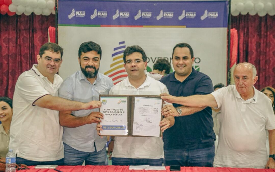 Deputado Júlio César recepciona o Governador Rafael em Guadalupe