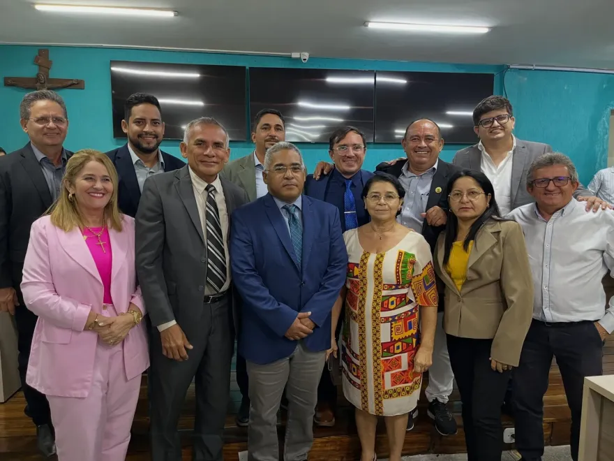 Ronaldo Prado é eleito presidente da Câmara de Parnaíba em pleito antecipado