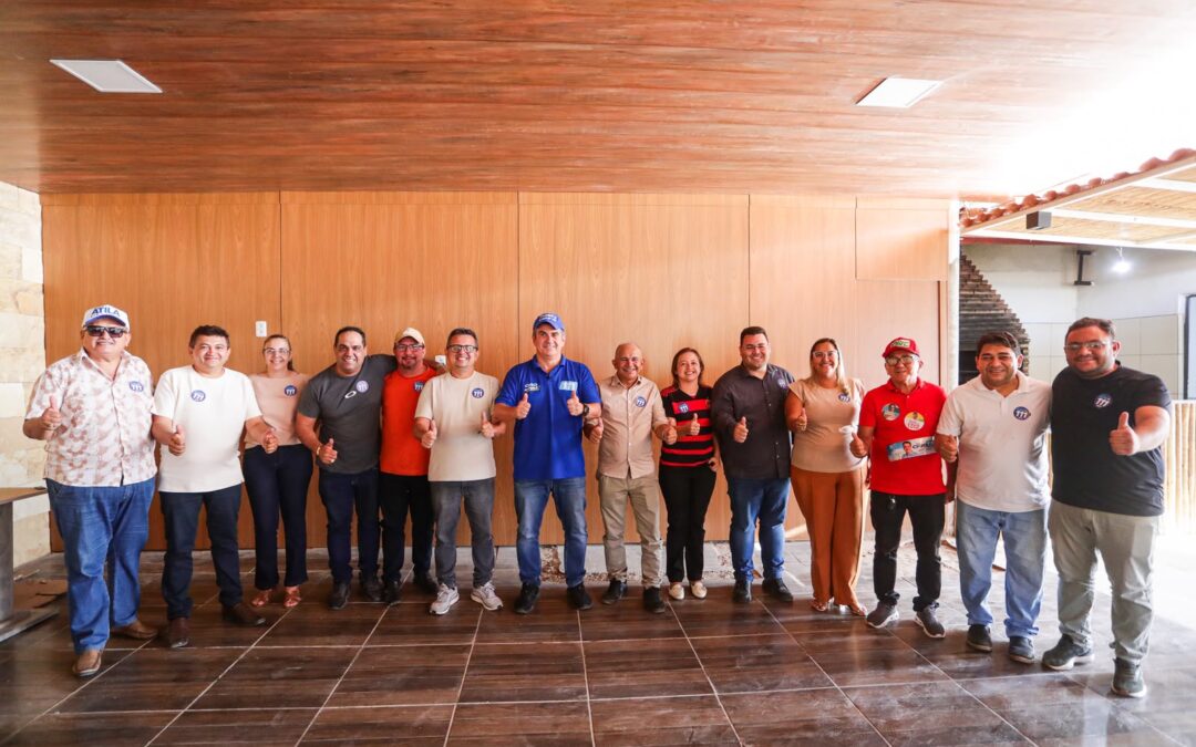 Vereadores da situação e oposição de Piripiri declaram apoio a reeleição do Senador Ciro