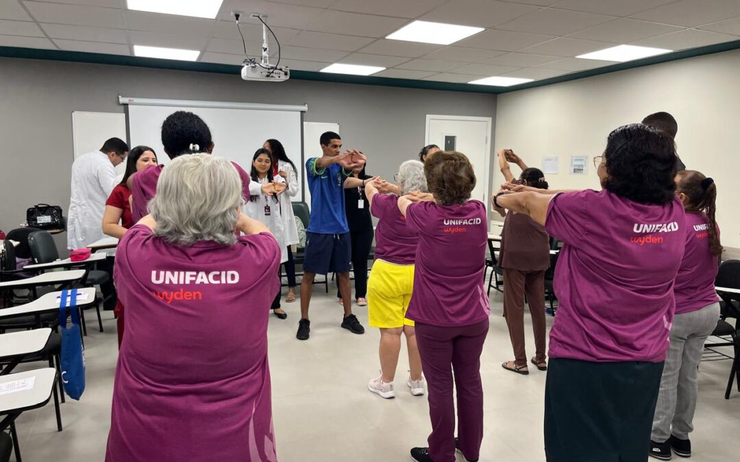 Fisioterapia e sociabilidade melhoram a vida na 3ª idade