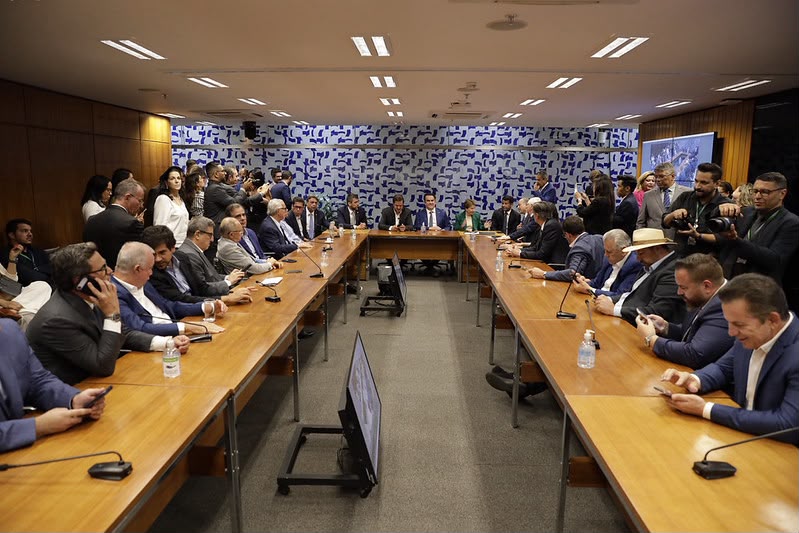Posicionamento da Federação União Progressista oficializa apoio a Flávio Bolsonaro